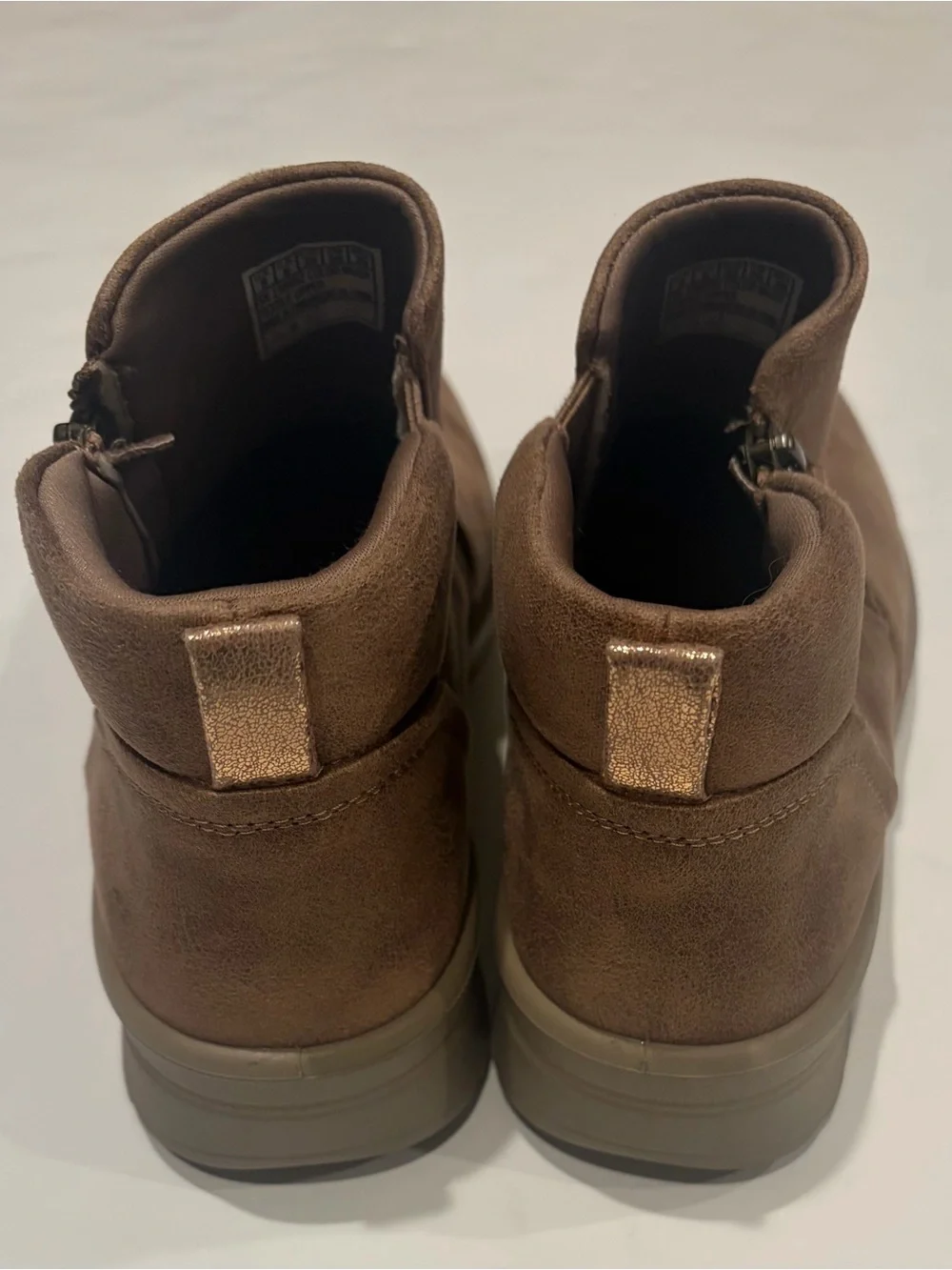 Skechers Women’s Lovely Vibe Ankle Boots - Mushroom Brown - US Size 9 NWOB